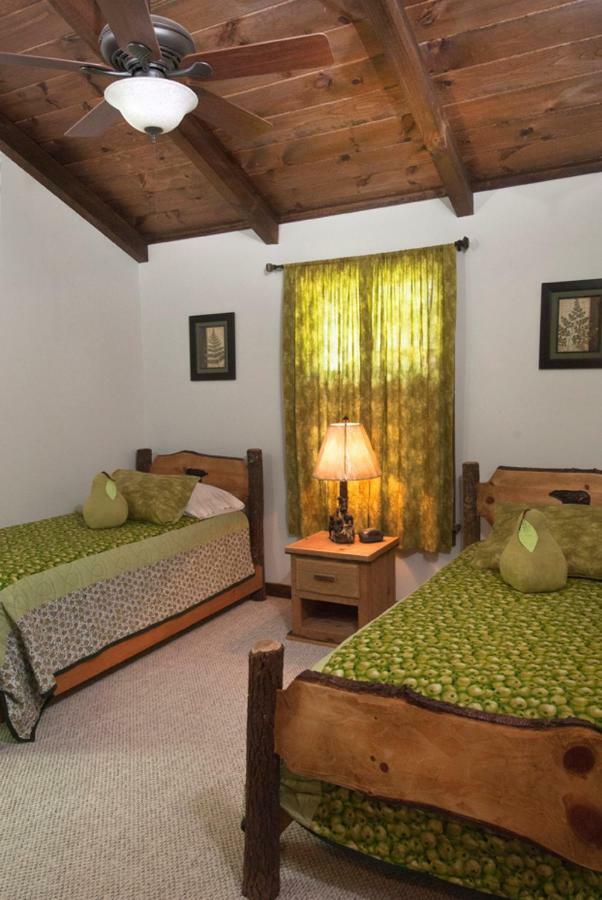 The Dogwood Breeze Villa Aquone Luaran gambar